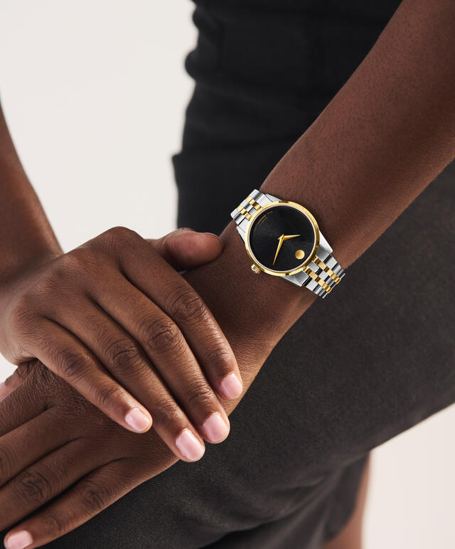Movado Museum Classic 33mm SwissAutomatic Watch 