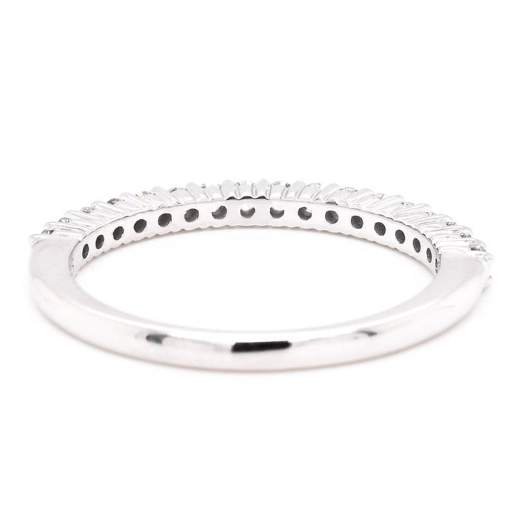 10KT White Gold 0.25CTW Round Brilliant LAB Created Diamond Wedding Band.