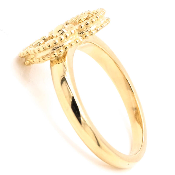 10KT Yellow Gold Clover Ring.