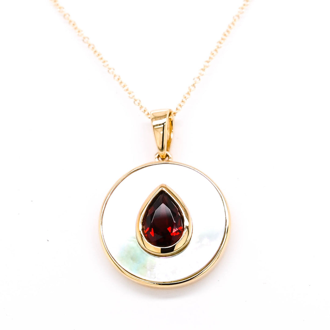 10KT Yellow Gold Pear Shape Garnet and Mother Of Pearl Necklace.