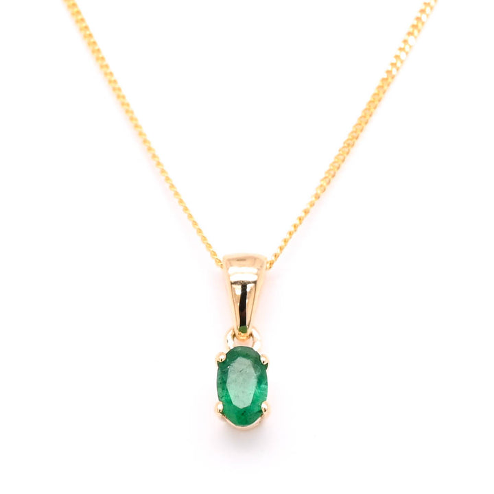 Graziella 10KT Yellow Gold 18" 0.25CT Oval Shape Emerald Necklace.