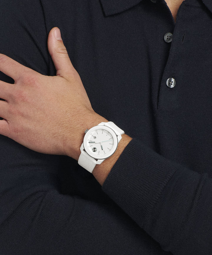 Movado BOLD TR90 42mm SwissQuartz Watch 