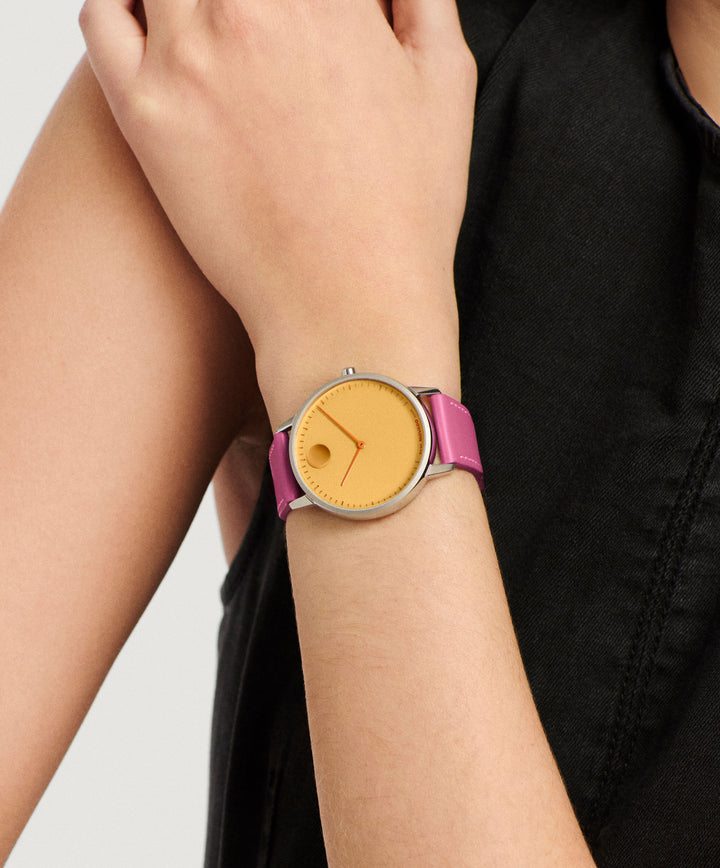 Movado Face 39mm SwissQuartz Watch 