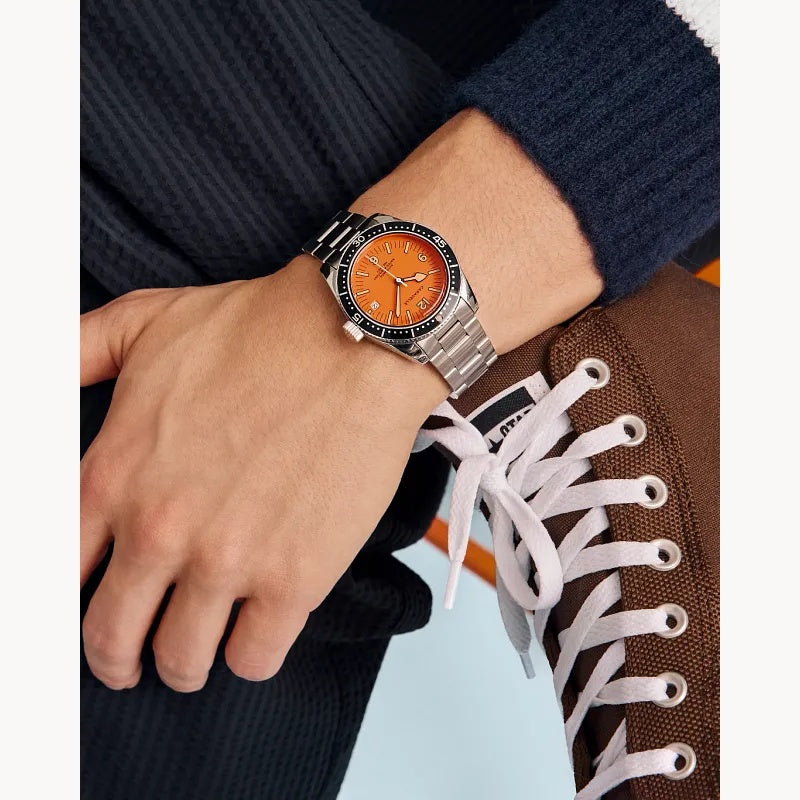Caravelle Vintage Sea Hunter 39mm Automatic Watch 