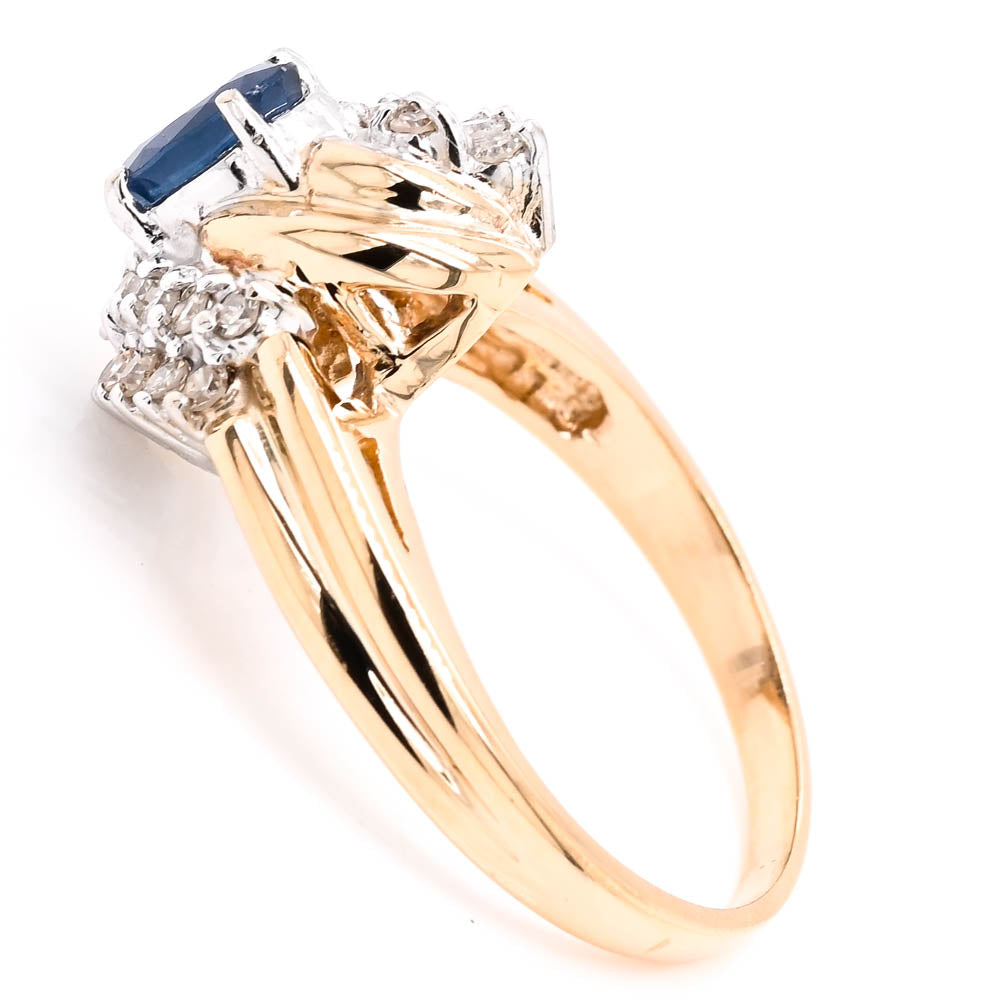 10KT Yellow Gold Amethyst & Diamond Ring.