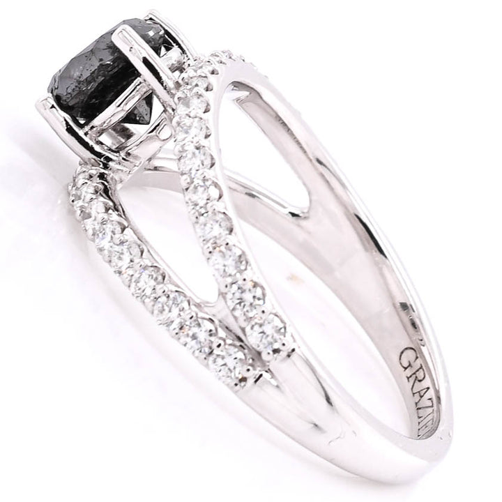 14KT White Gold 1.75CTW Round Brilliant Black & White Diamond Ring.