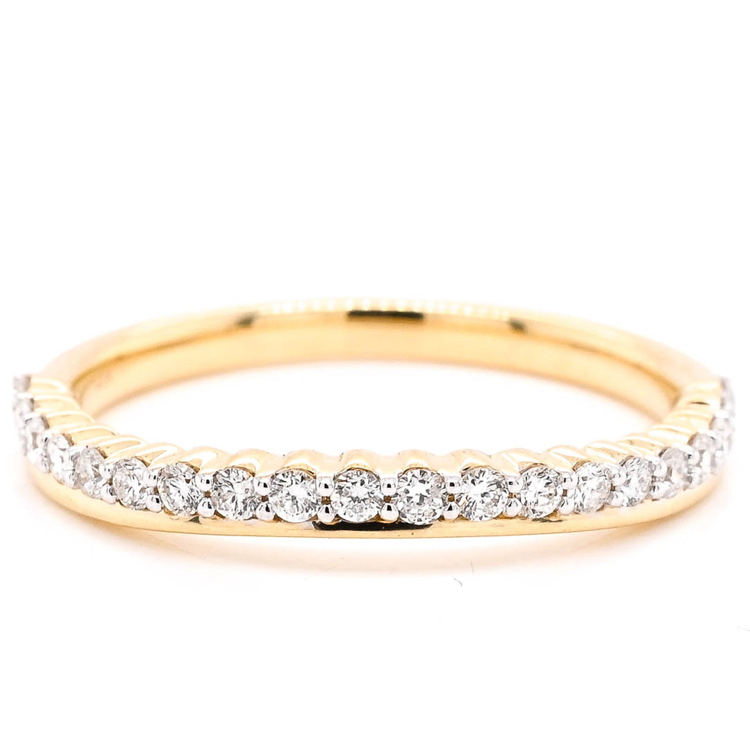 14KT Yellow Gold 0.28CTW Diamond Wedding Band.