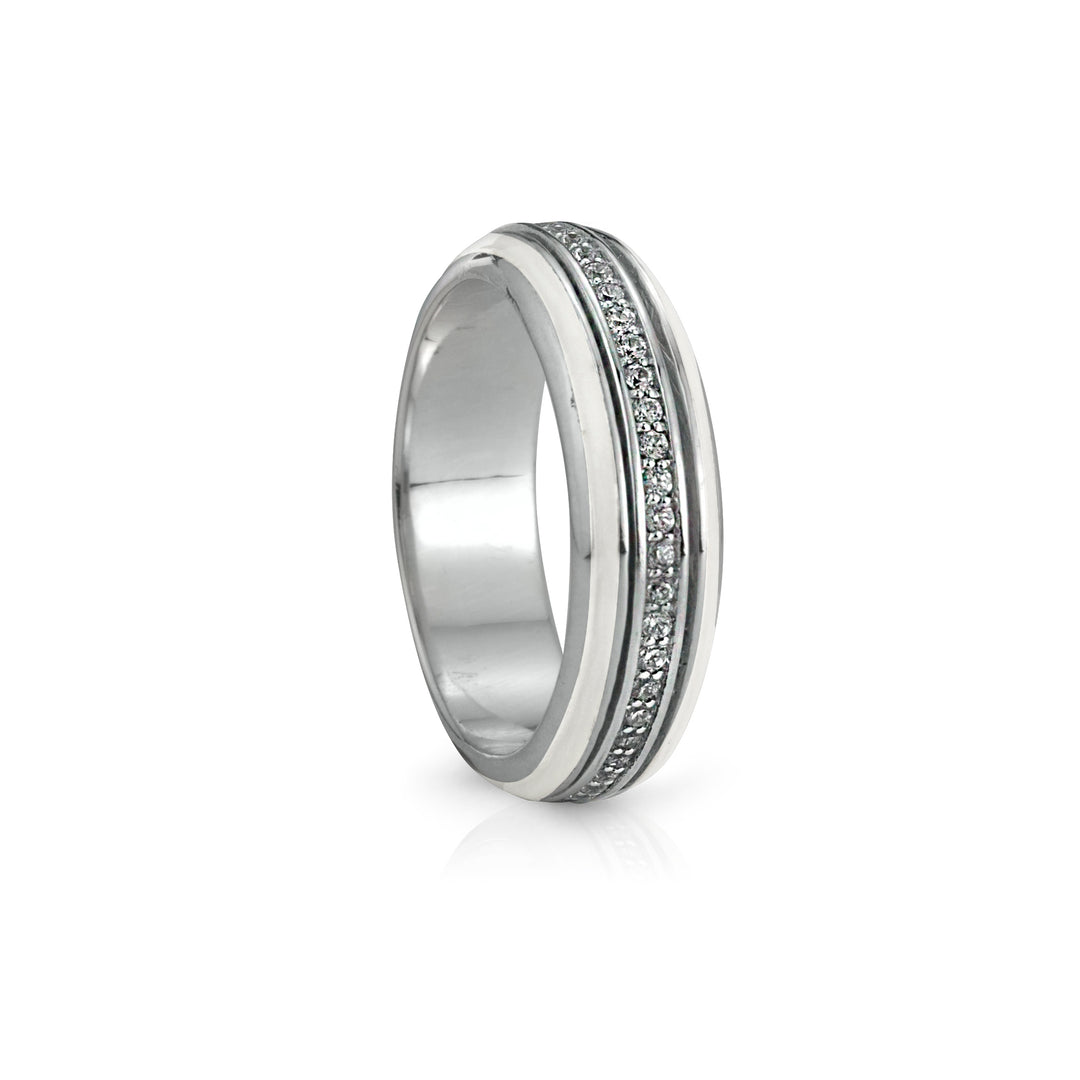 Oasis Meditation Ring. Sterling Silver and C.Z. Size 8.