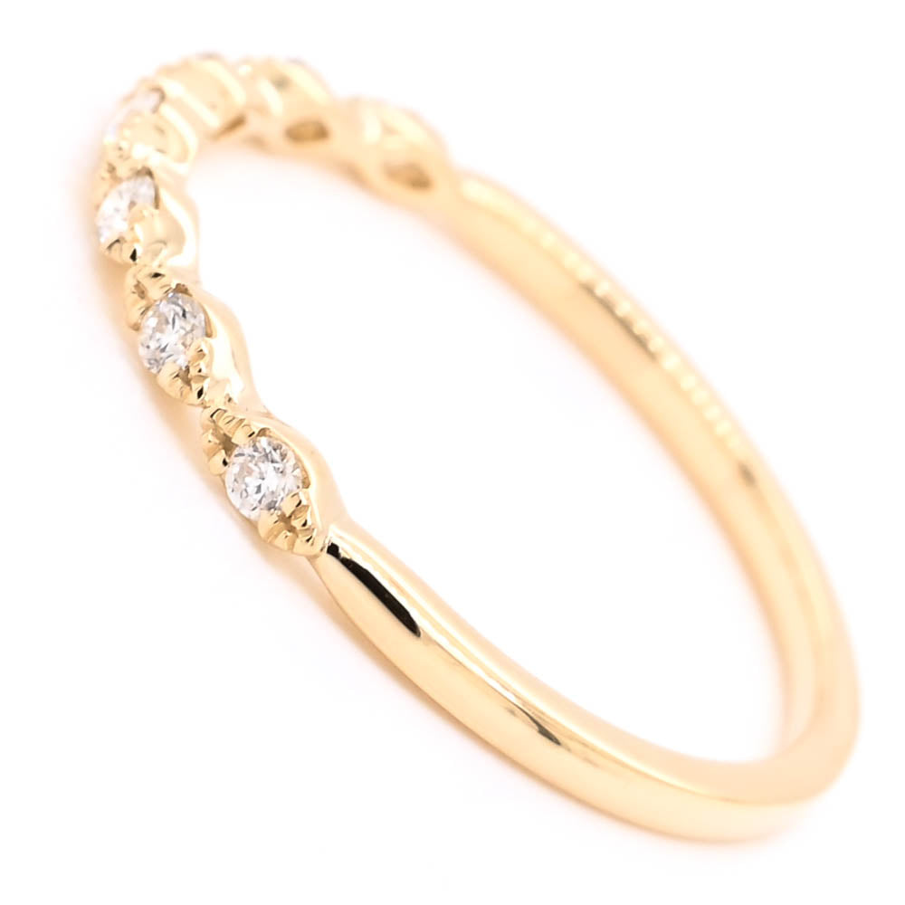 14KT Yellow Gold 0.12CTW Diamond Wedding Band.
