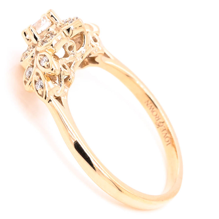 10KT Yellow Gold 0.35CTW Lab Created Flower Ring.
