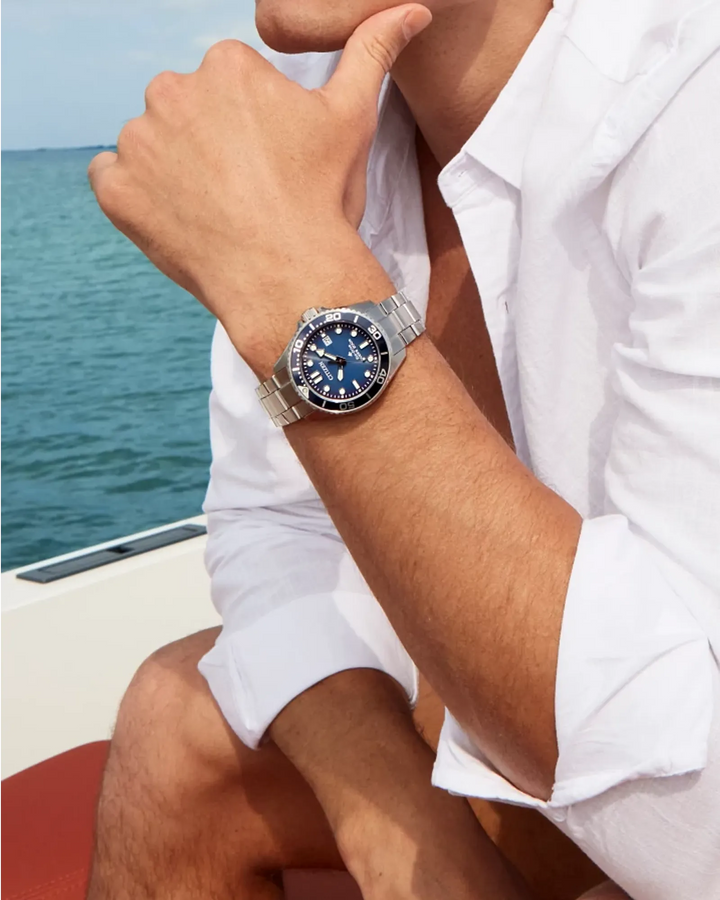 Citizen Promaster Dive 41mm Eco-Drive Watch. BN0260-54L