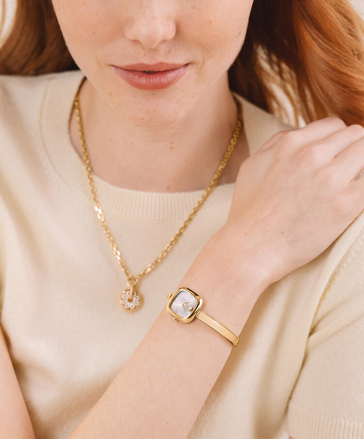 Movado Museum Bangle 21.5mm Swiss Quartz Watch. 0608058