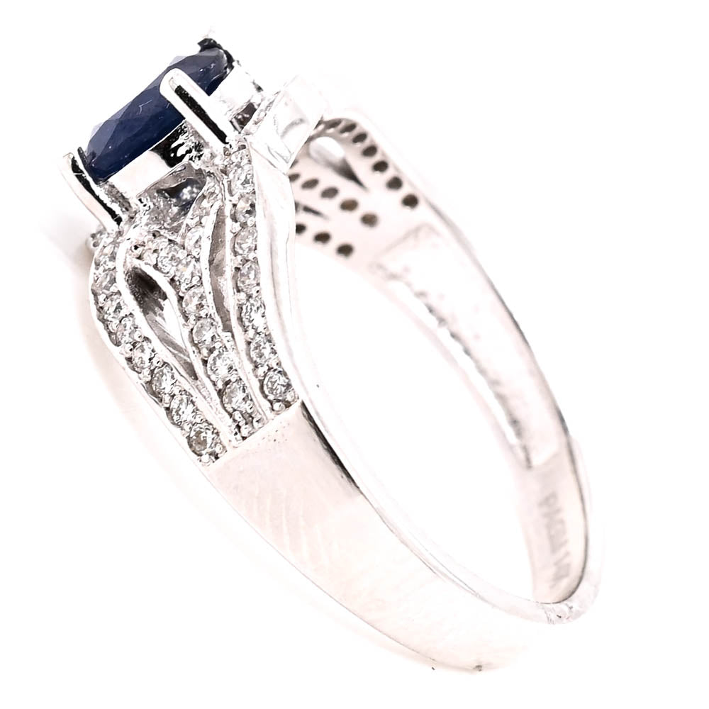 14KT White Gold 0.80CT Round Brilliant Blue Sapphire & Diamond Ring.