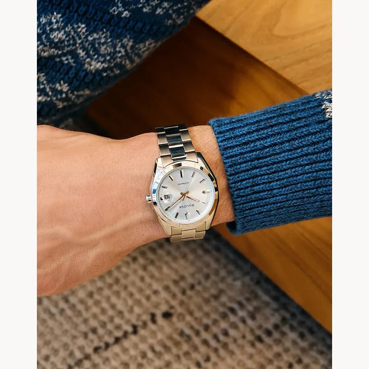 Bulova Surveyor 39mm Automatic Watch. 96B469