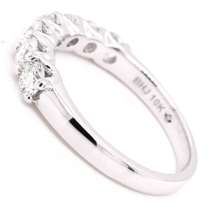 10KT White Gold 1.00CTW Round LAB Created Diamond Wedding Band.