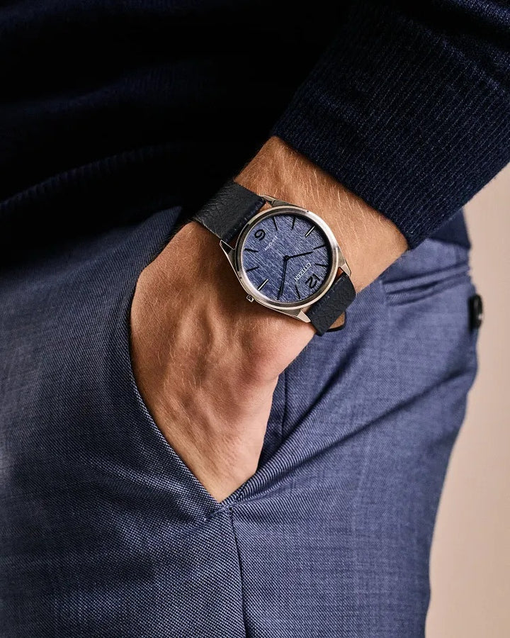 Citizen Suratto 38.4mm Eco-Drive Watch. AR3120-08L.
