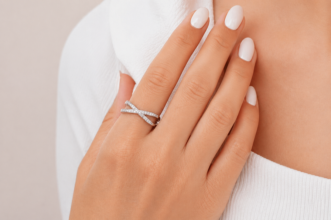 14KT White Gold 0.25CTW Diamond Ring.