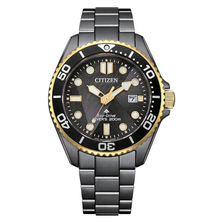 Citizen Promaster Dive Light In Black 40.6mm Eco-Drive Stainless Steel