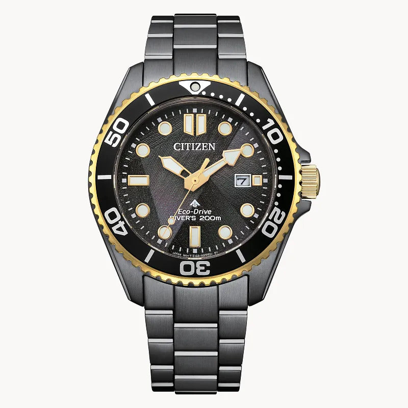 Citizen Promaster Dive Light In Black 40.6mm Eco-Drive Stainless Steel