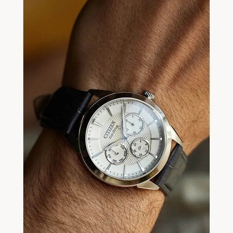 Citizen Rolan 40mm Eco Drive Chronograph Watch. BU2110-01A.