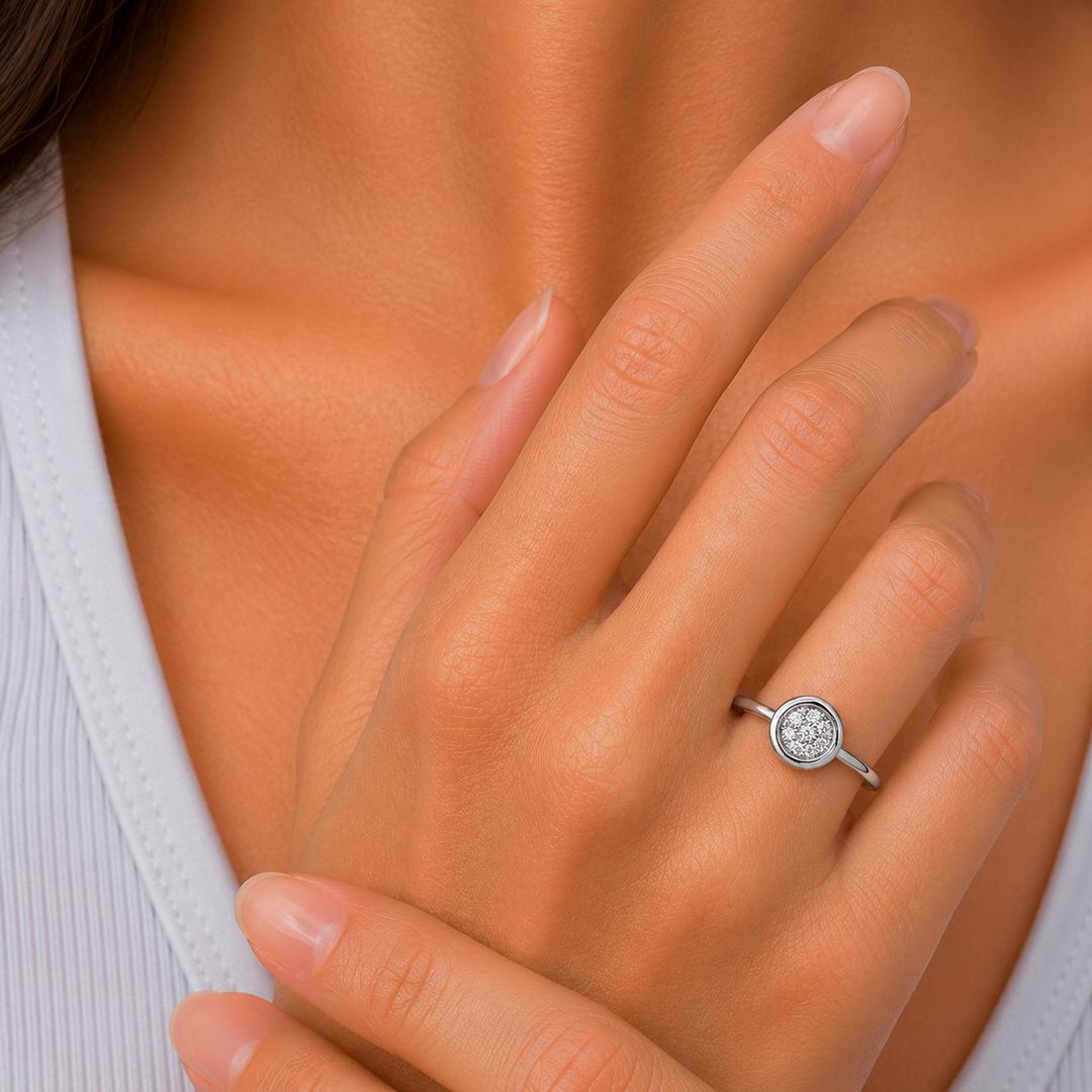 Graziella 14KT White Gold 0.07CTW Diamond Ring - Size 6