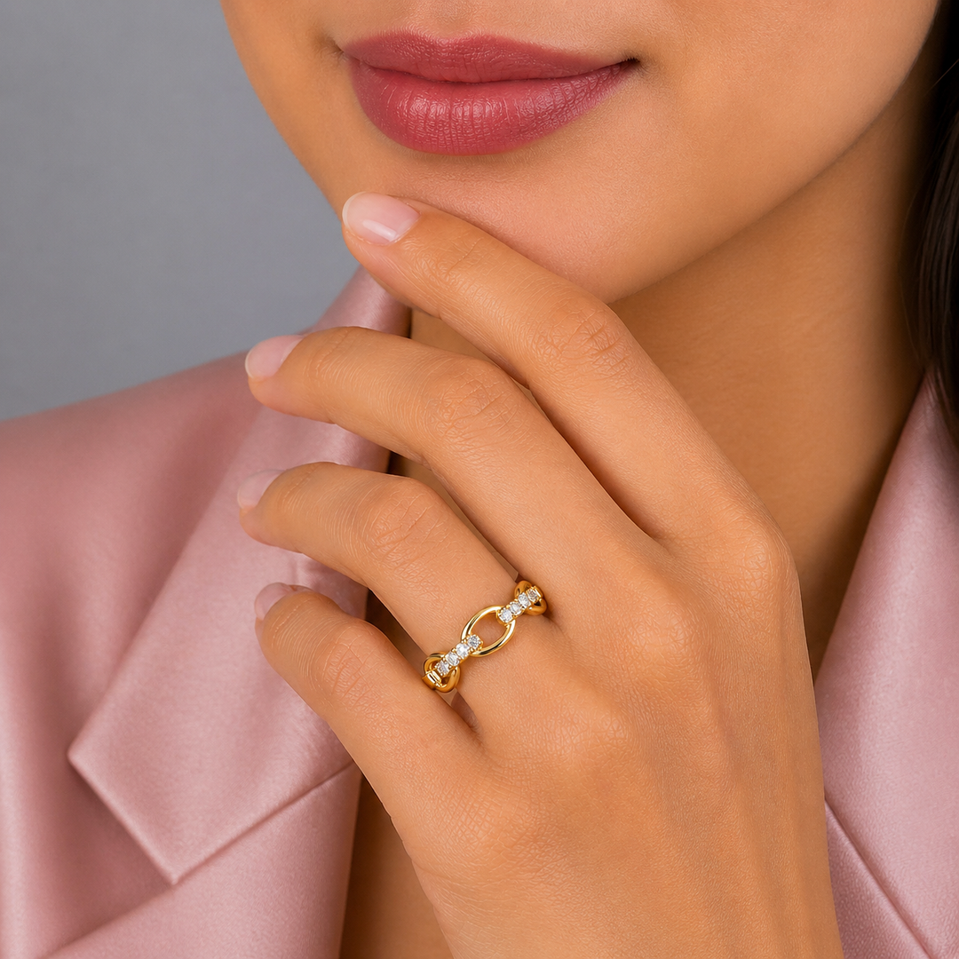 Graziella 14KT Yellow Gold 0.08CTW Diamond Link Ring - Size 5.5