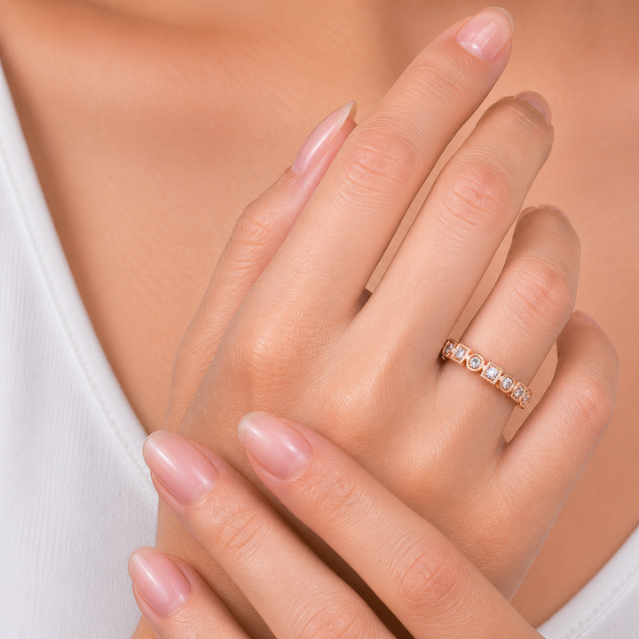 14KT Rose Gold 0.31CTW SI G Colour Diamond Band.
