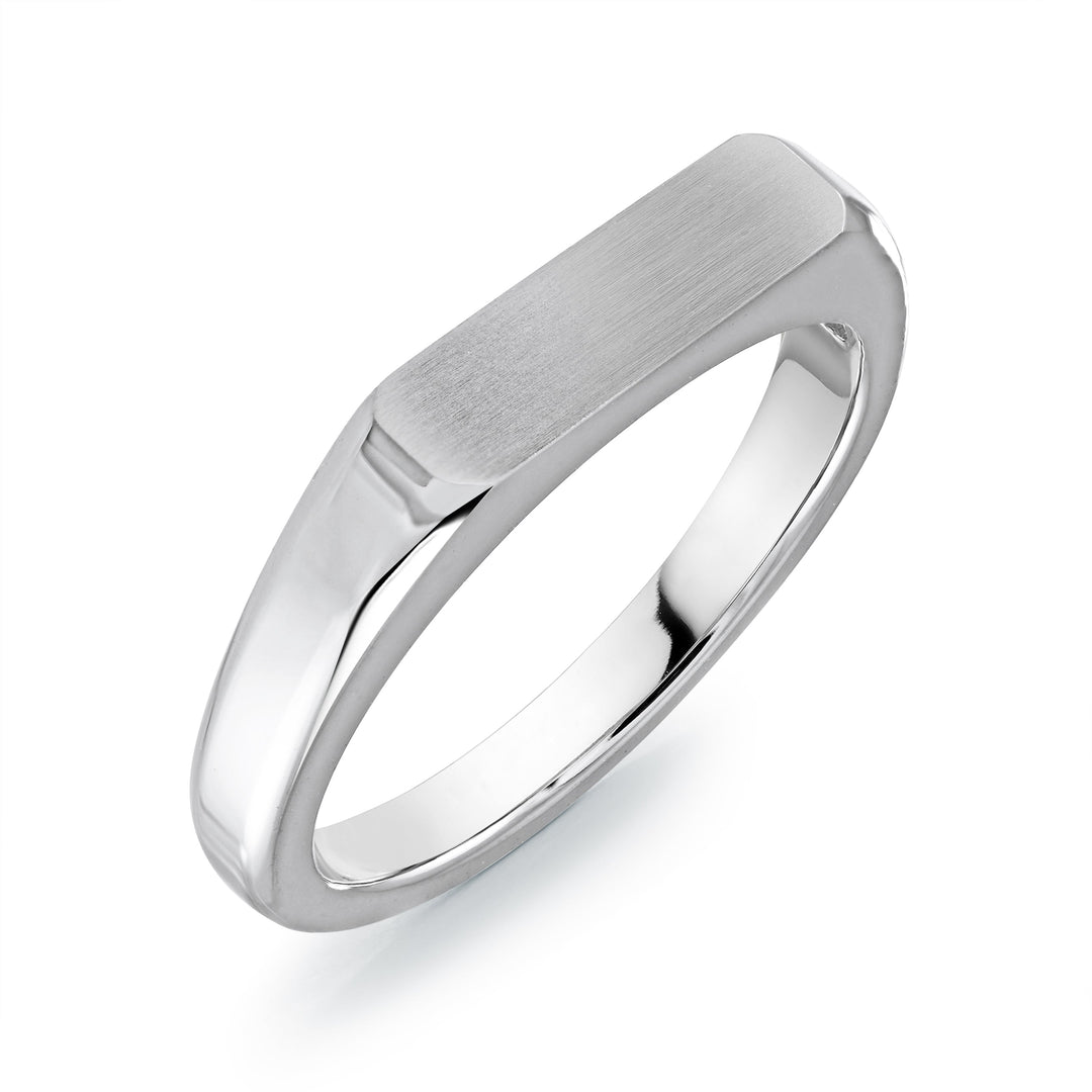 Veloria Micro Signet Ring