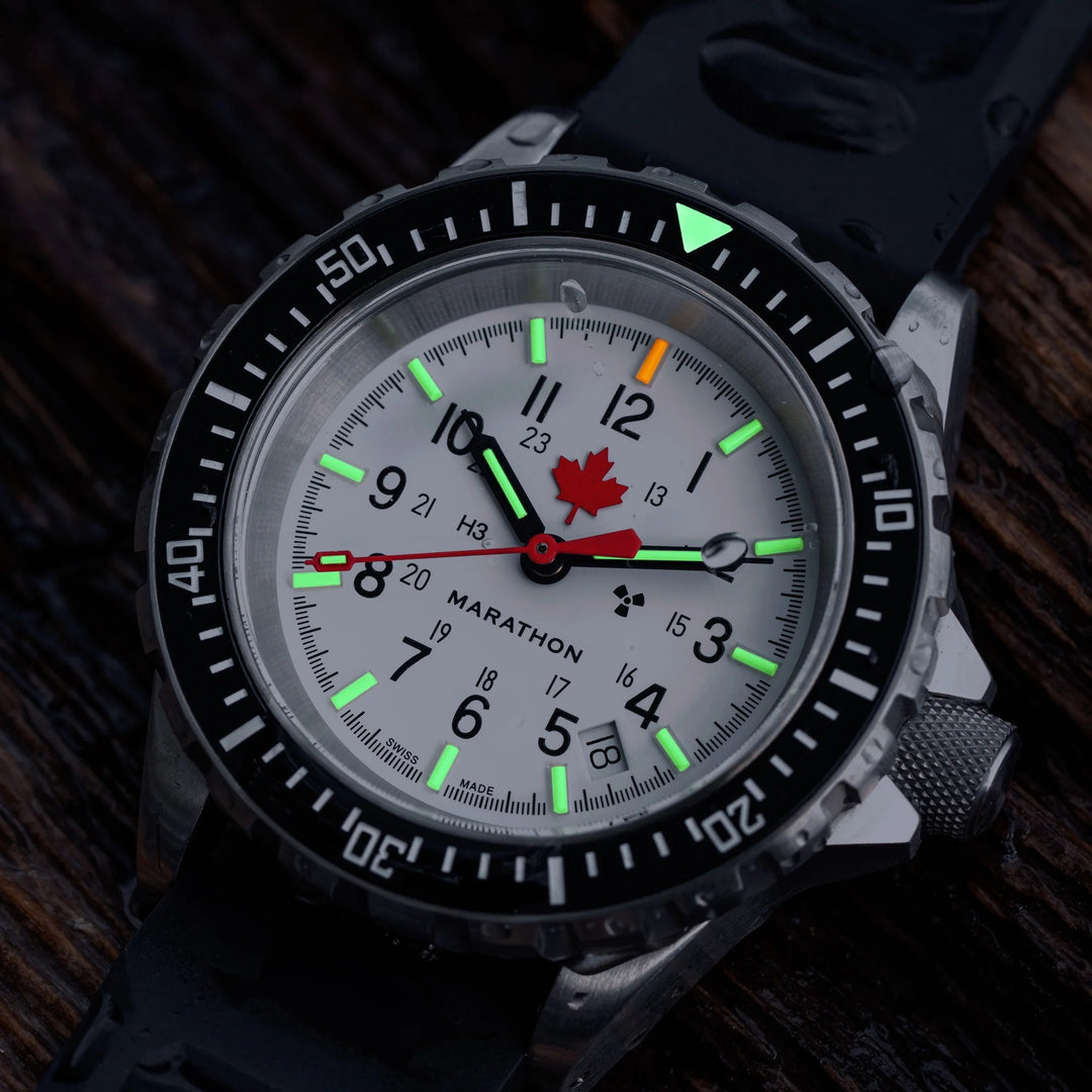 Marathon (GSAR) 41mm Divers Auto Red Maple on Rubber 