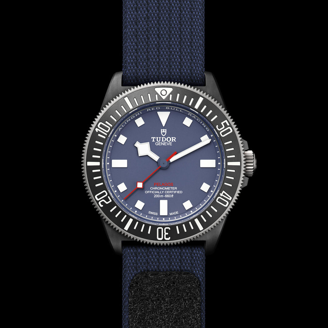 Tudor Pelagos FXD Watch - M25707KN-0001 - Titanium bezel black carbon insert