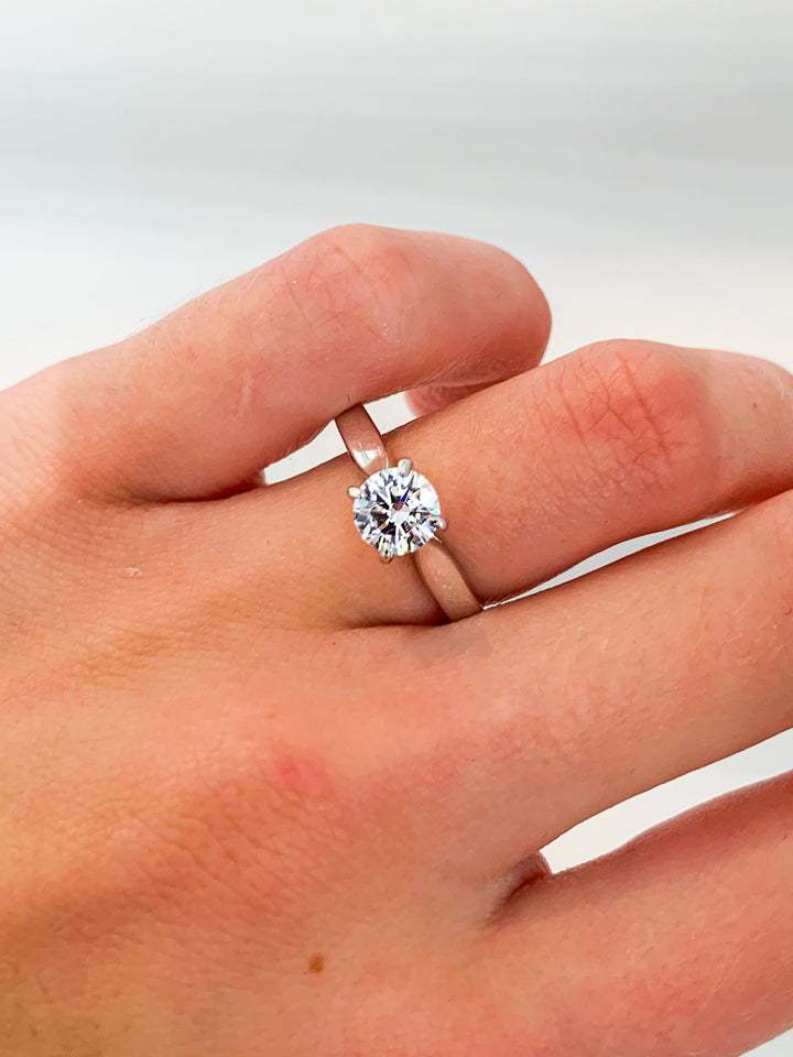 Sterling Silver Round Brilliant C.Z Ring.