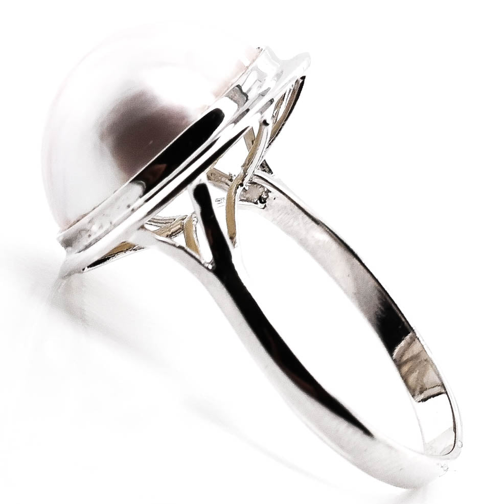 14KT White Gold 13-14MM Mabe Pearl Ring.