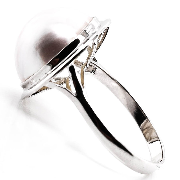 14KT White Gold 13-14MM Mabe Pearl Ring.