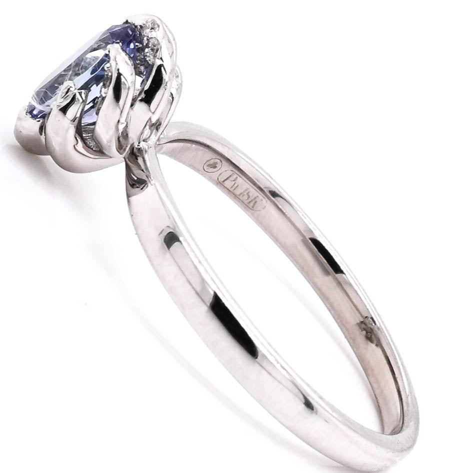 18KT White Gold 0.75CT Oval Shape Tanzanite and Diamond Ring.