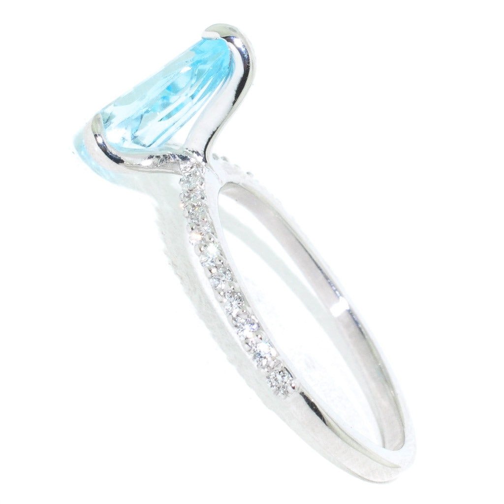 10KT White Gold 1.70CT Pear shape Blue Topaz and Diamond Ring.