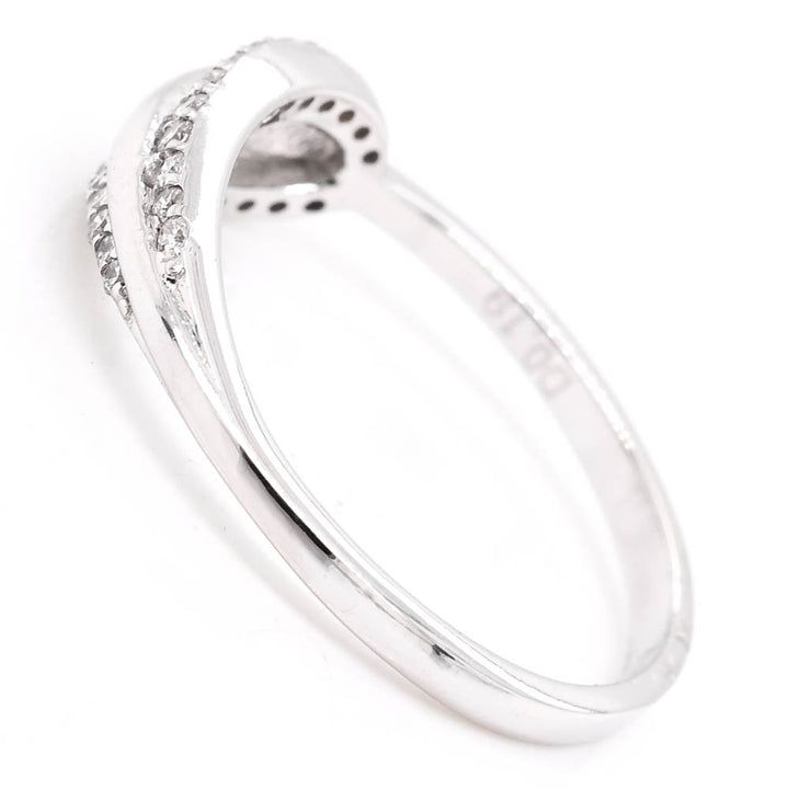 14KT White Gold 0.21CTW Diamond Ring.