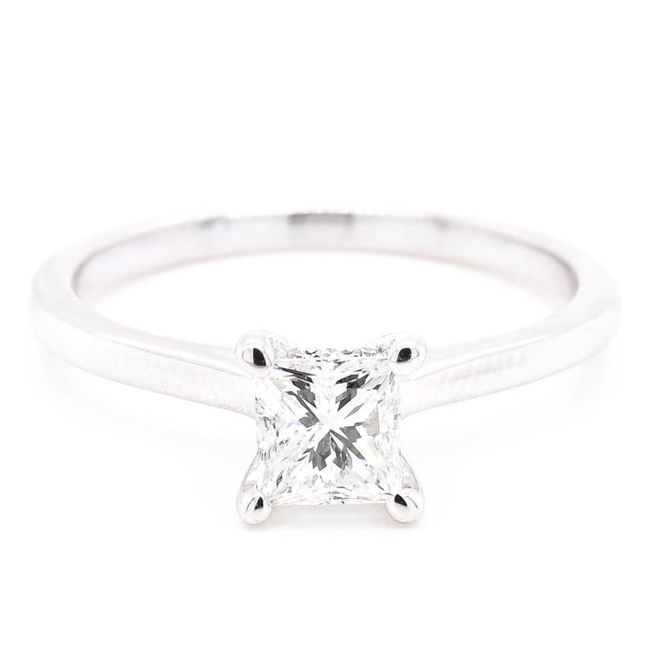 14KT White Gold 0.64CTW Princess Cut Diamond Accent Engagement Ring.