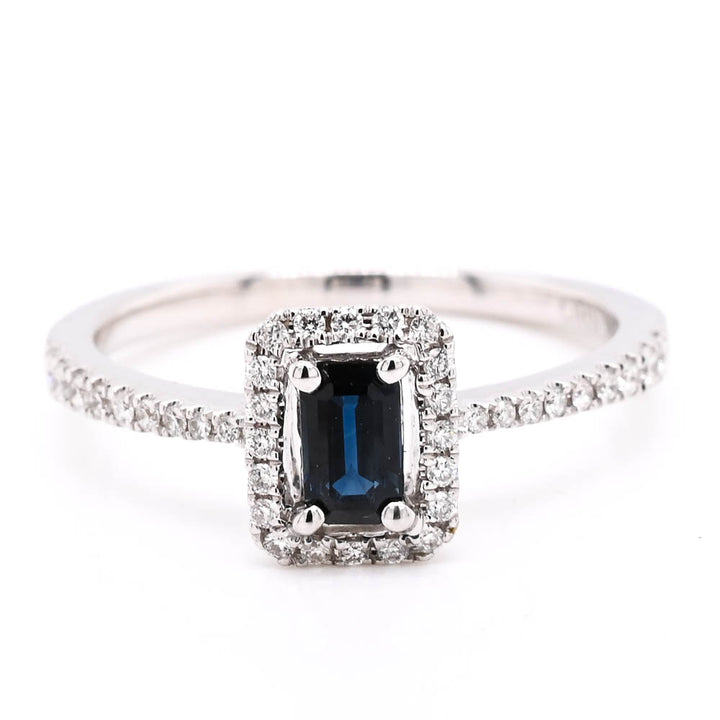 14KT White Gold 0.33CT Sapphire Halo Set Diamond Ring.