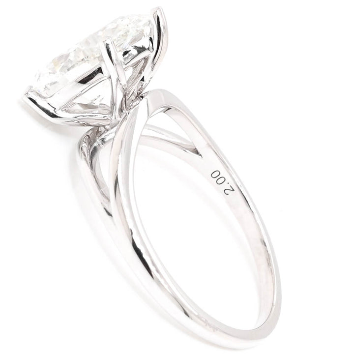 10KT White Gold 2.00CT Pear Shape Lab Created Diamond Solitaire Engagement Ring.