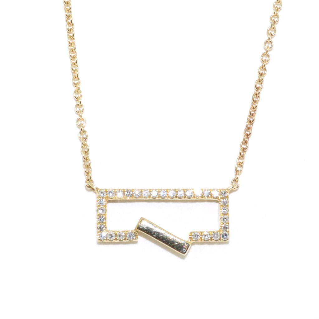 14KT Yellow gold 18" 0.09CTW Diamond Necklace.