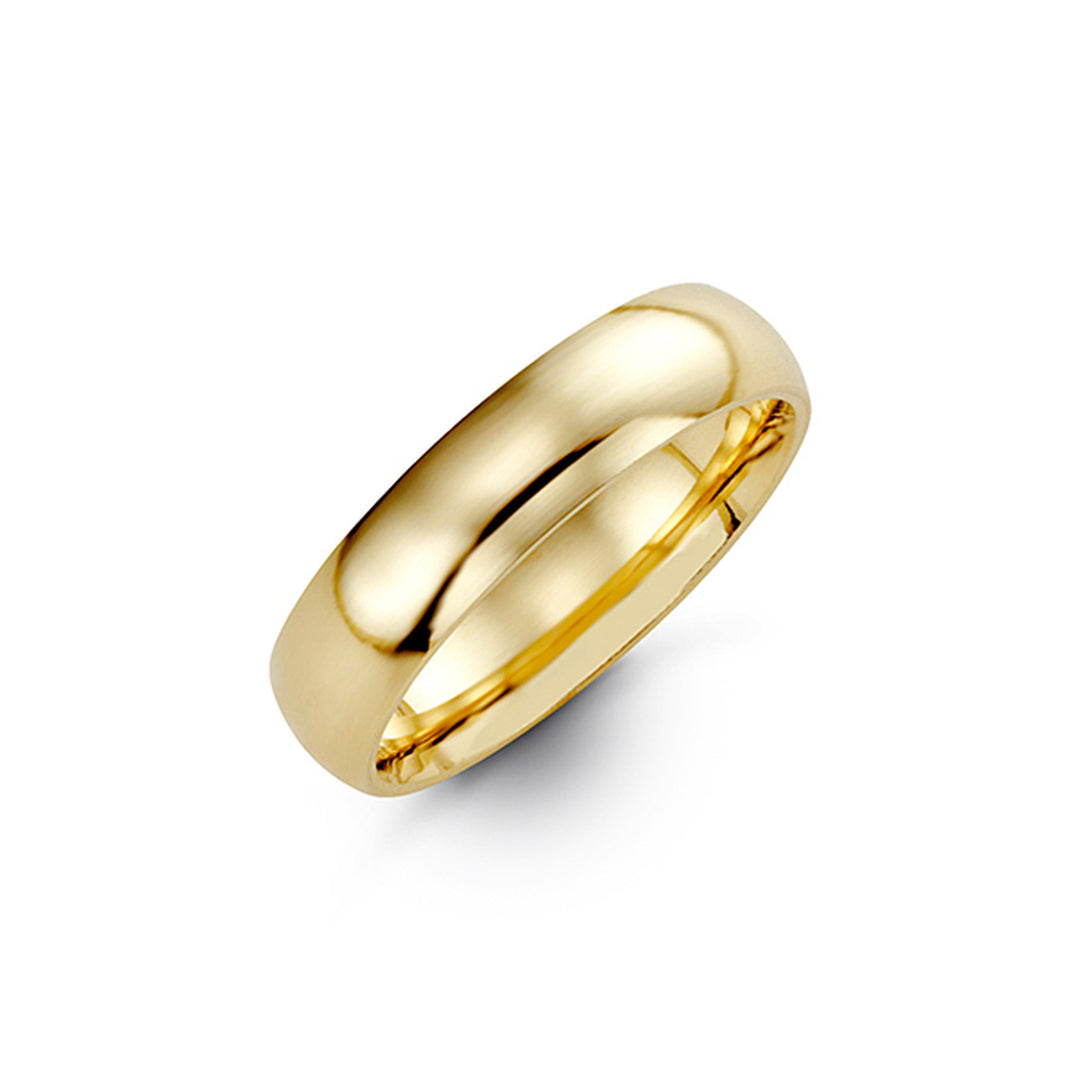 10KT Yellow Gold 5MM Band. Size 7.