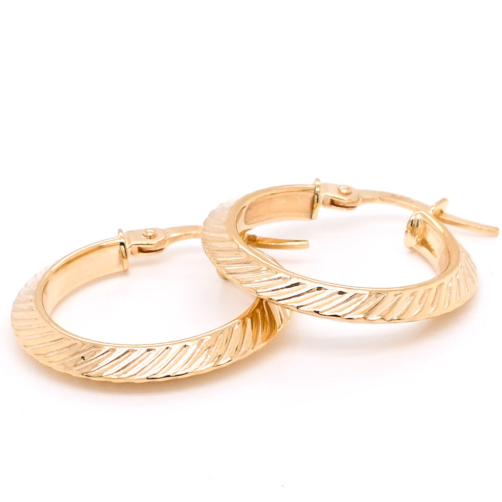 10KT Yellow Gold Medium Hoop Earrings.
