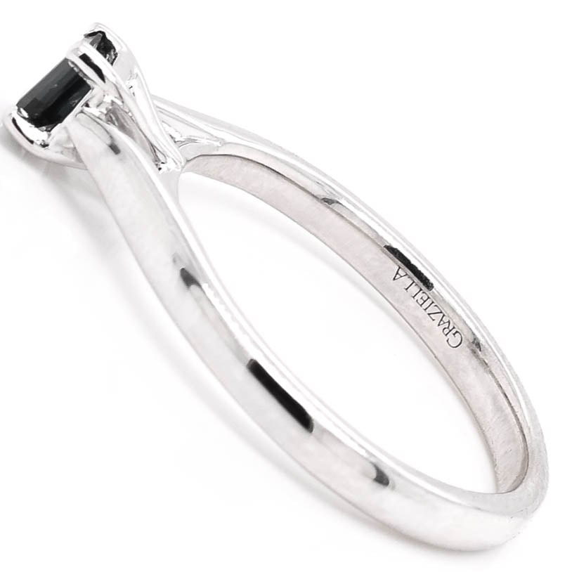 14KT White Gold 0.25CT Princess Cut Blue Sapphire Solitaire Ring.