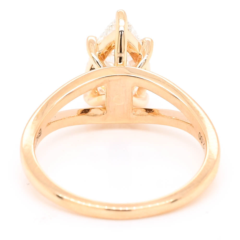 14KT Yellow Gold 2.00CT Pear Shape Lab Created Diamond Solitaire Engagement Ring.