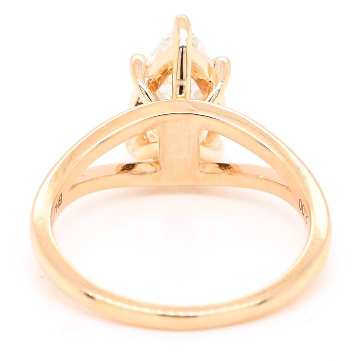 14KT Yellow Gold 2.00CT Pear Shape Lab Created Diamond Solitaire Engagement Ring.